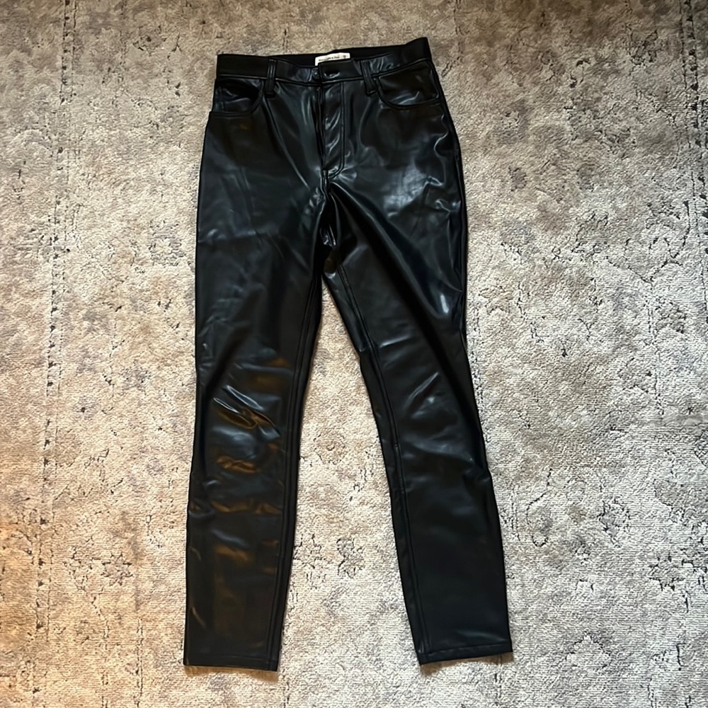 Abercrombie & Fitch black faux leather pants - size 29/8L long